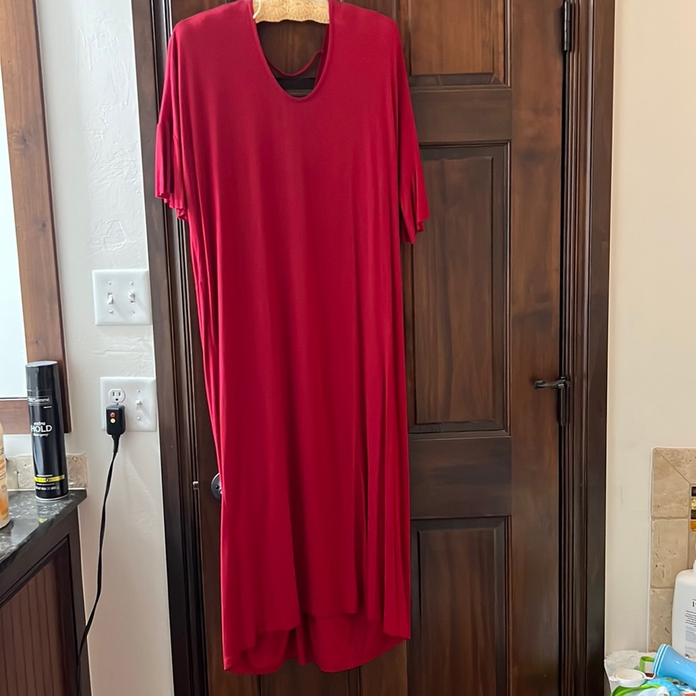 Red maxi